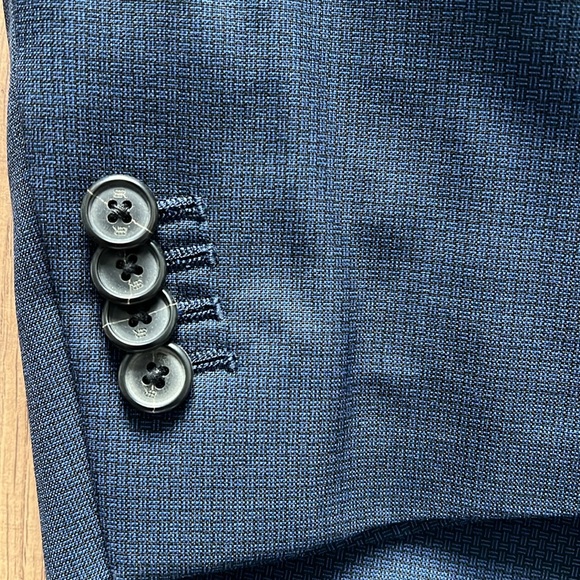 Banana Republic Navy blue blazer - Picture 2 of 11